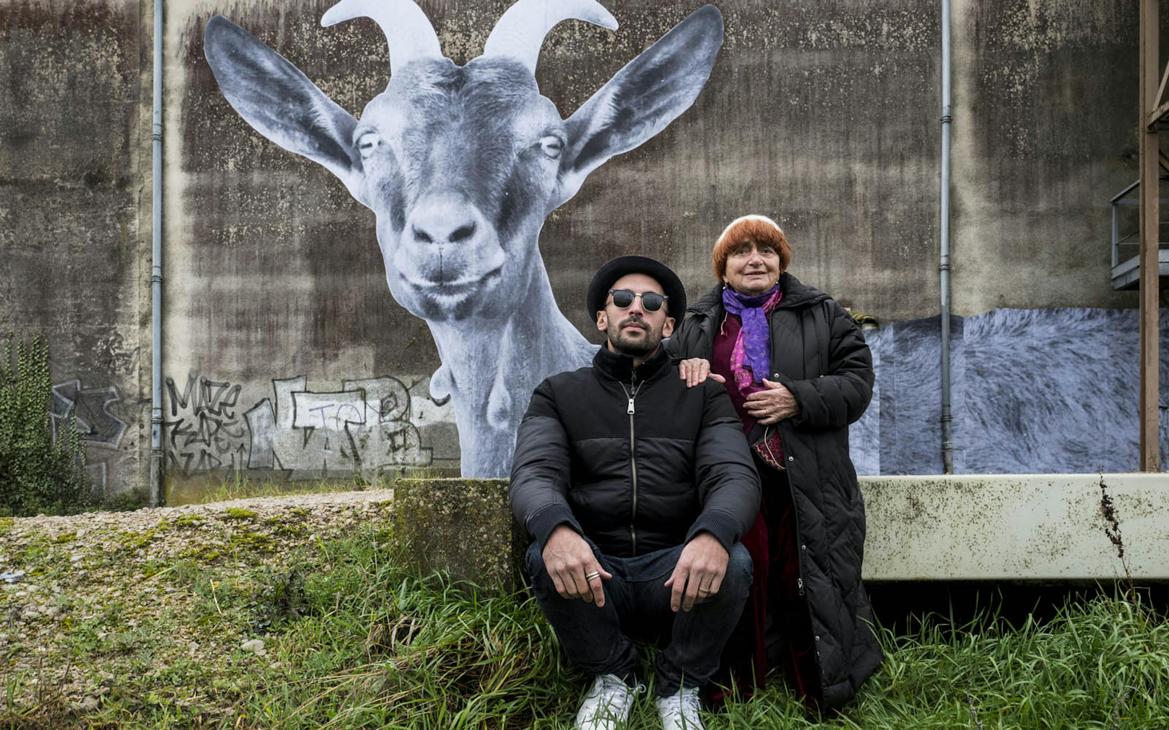 Goodies : une œuvre de JR, « Les Wagons d’Agnès », inspirée par son film co-réalisé avec Varda Visages Villages en vente à Artcurial 1 0bf6e265 c613 4388 8745 1b4806c000ed visagesvillages