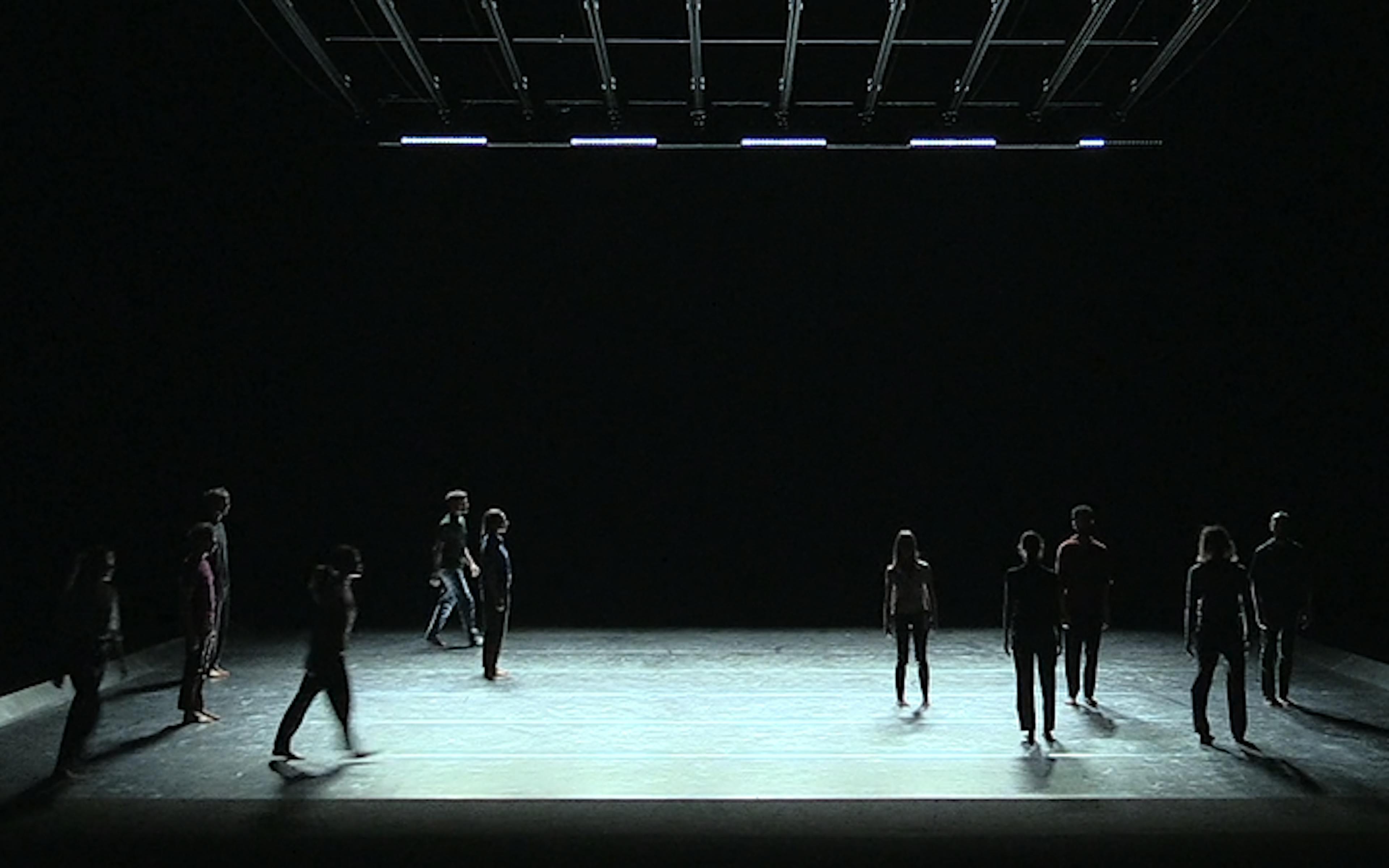 « Miramar » de Christian Rizzo : un spectacle postapocalyptique sidérant 1 2064c98d 5968 400e a9fd