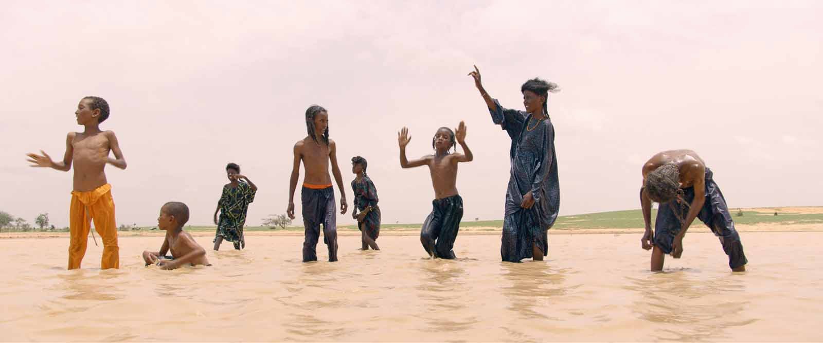 « Marcher sur l'eau » : un docu édifiant sur la désertification 1 7b6c5ac2 44ce 440a 9945 bf80d01c27a7 marchersurl27eau