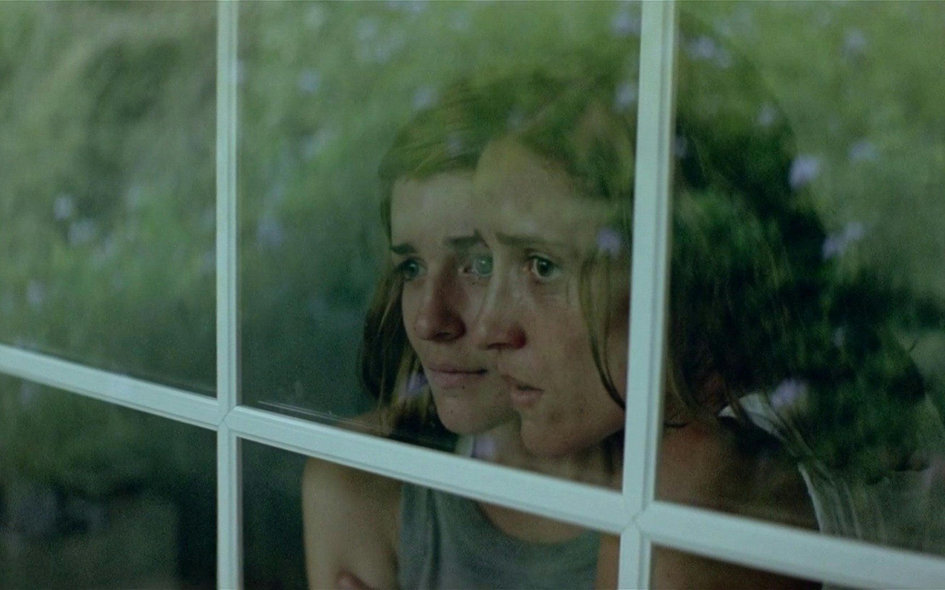 QUEER GAZE · « Canine » de Yorgos Lanthimos sur mk2 Curiosity 1 90c4c749 4723 4618 9fbd c0370c8d68a4 canine4