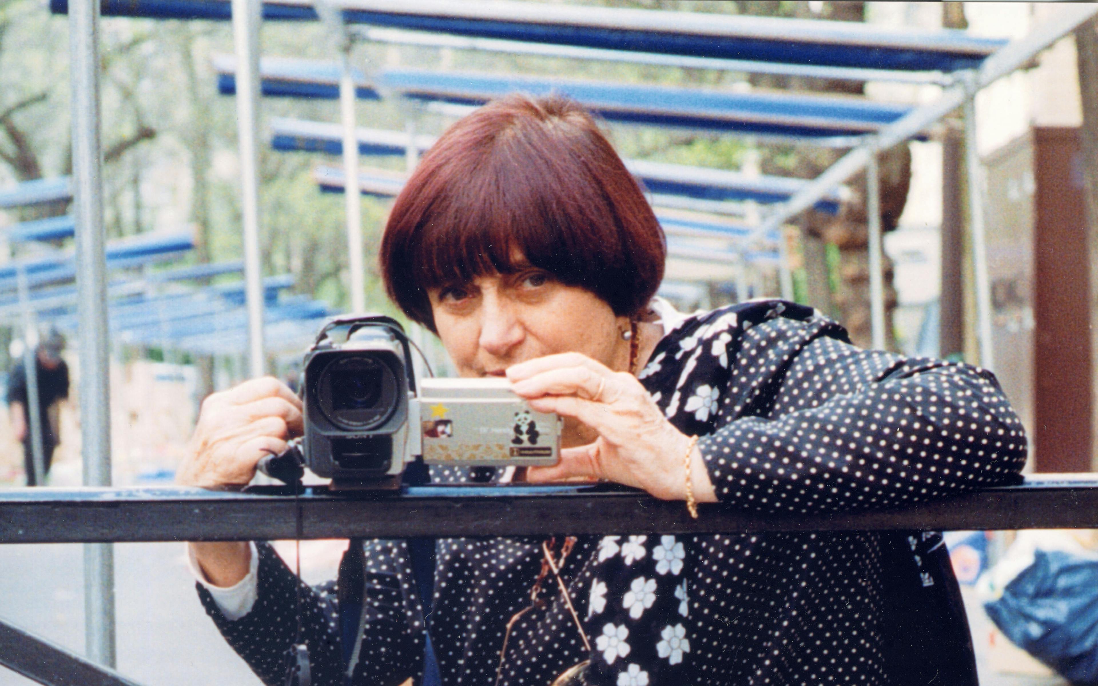 Agnès Varda, Lola Quivoron, Quentin Dupieux: ils sont dans le nouvel épisode de mk2 curiosity 1 9350ebfc f23a 4690 847f 2efd5214cd78 glaneuse