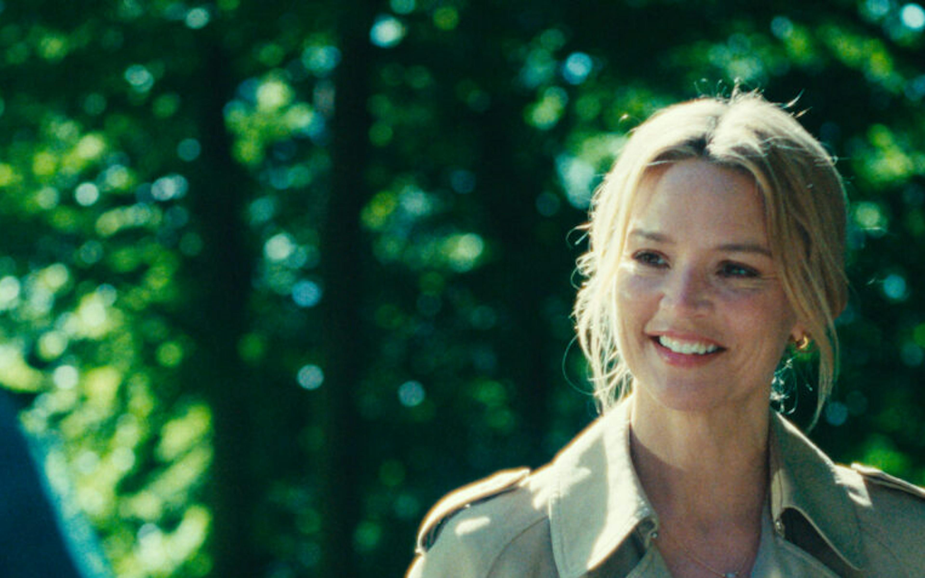 Festival de Cannes 2023 : la bande annonce lumineuse et trouble de « L’Amour et les Forêts » de Valérie Donzelli 1 fd40ef38 b5e2 43bb a617 41c7a8a05600 l27amouretlesforets