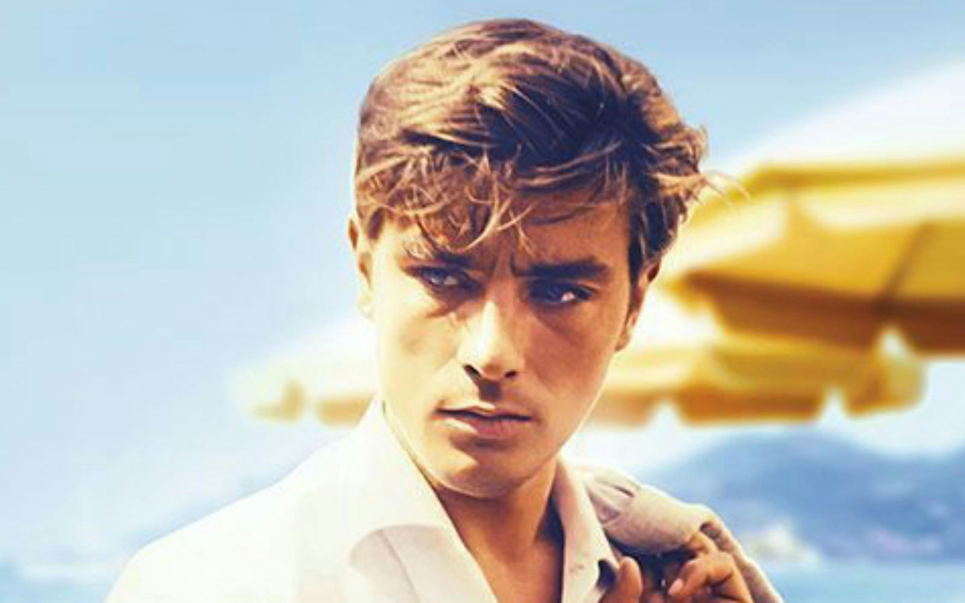 Alain Delon à l’honneur d’une nouvelle affiche 1 mgjinty3njktzwyzmy00mmjjltk2mdytmtnlzmu2ndmzymvm plein soleil bon