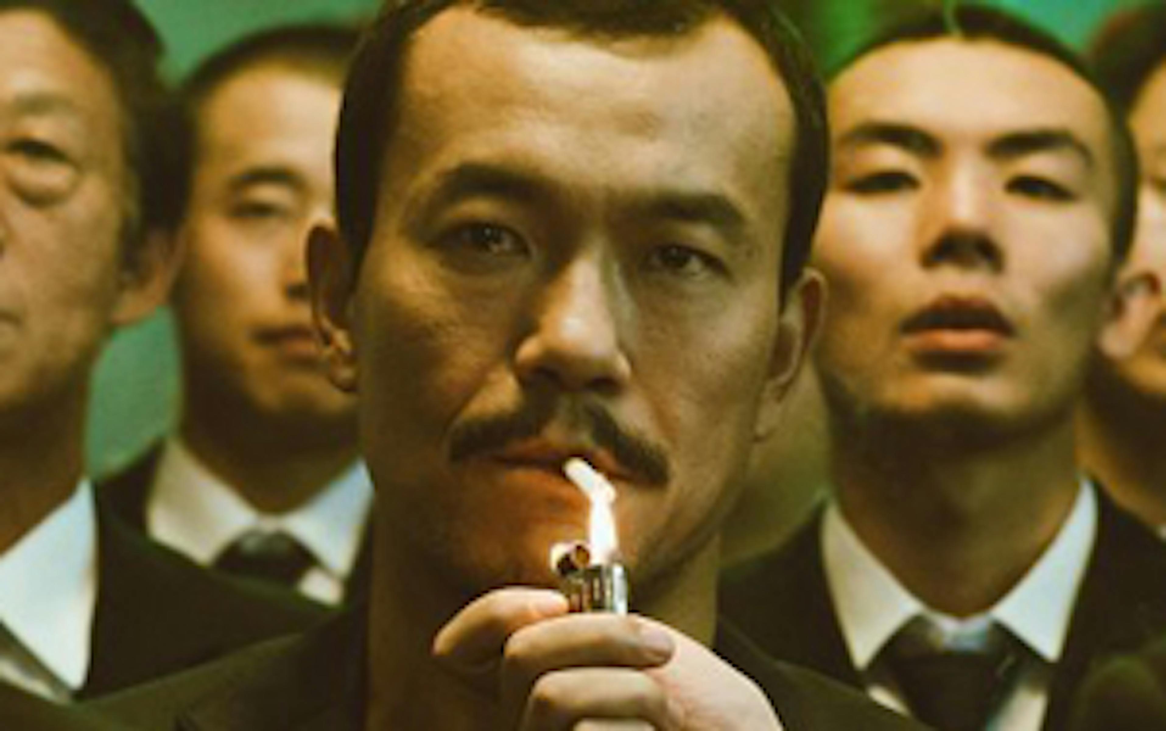 Cannes 2018 : on trinque au saké dans un premier extrait pour Les Éternels de Jia Zhang-ke 1 mjhkzdhlnjutyjjhyy00n2m4ltg4zgutytc0mdllzdniowni ash2