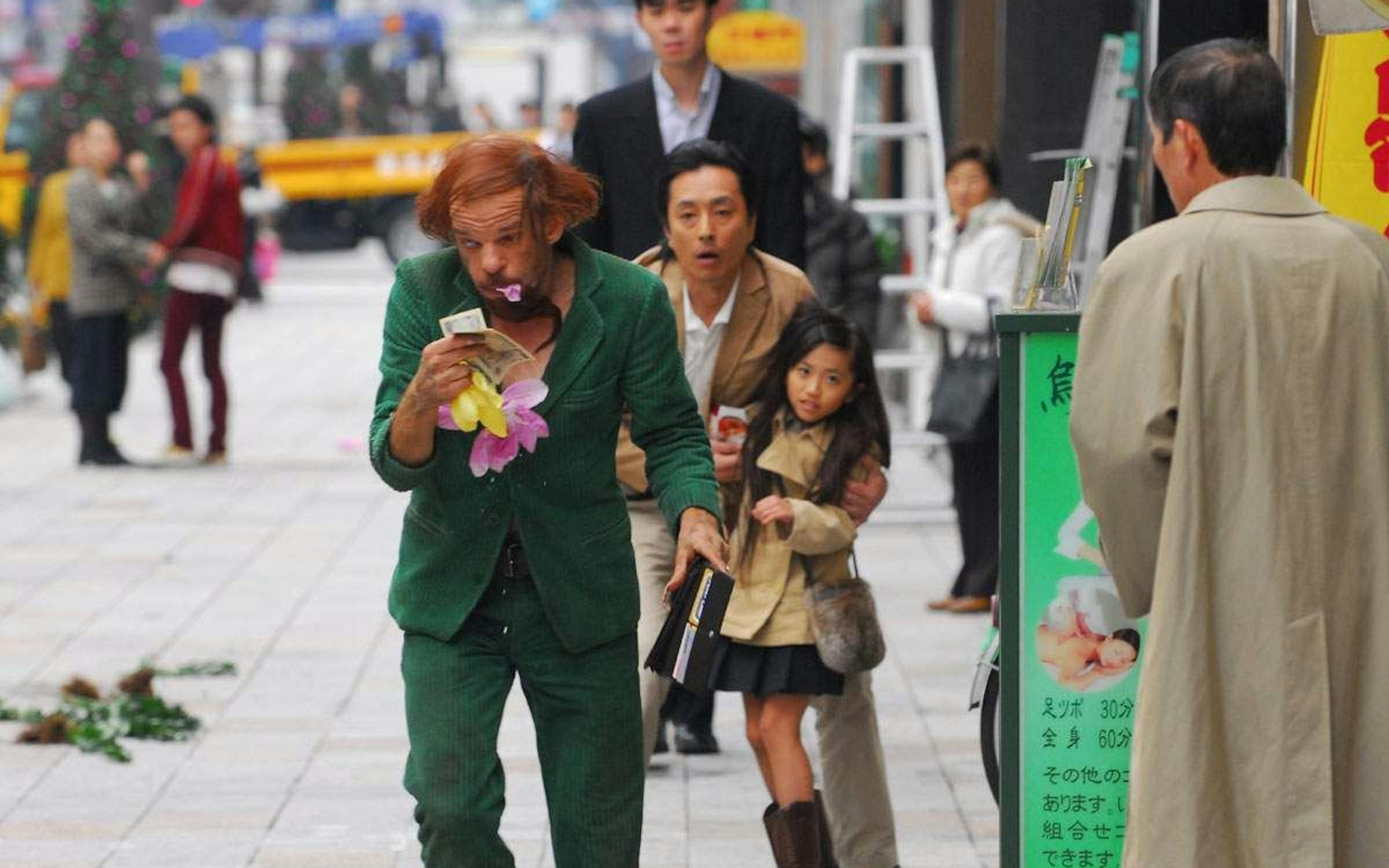 : « Tokyo! » de Bong Joon-Ho, Leos Carax, Michel Gondry sur mk2 Curiosity 1