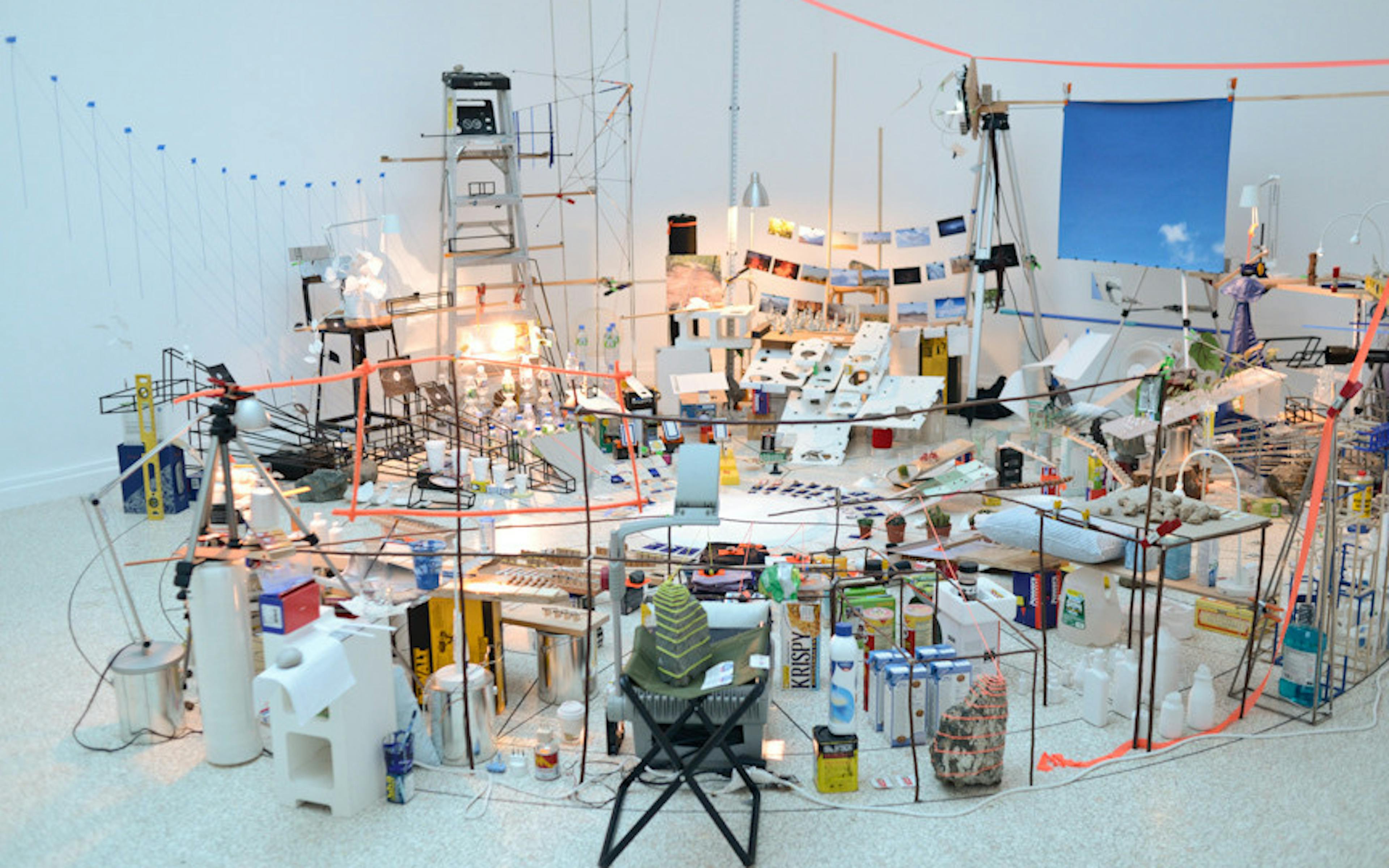 «De nuit en jour » : suivez en live la balade-discussion de Sarah Sze et Bruno Latour, organisée ce soir par la Fondation Cartier 1 mmjjndfiyzytodzimi00odq4ltkzzwutzdfkmjm4zmvkythm ccc