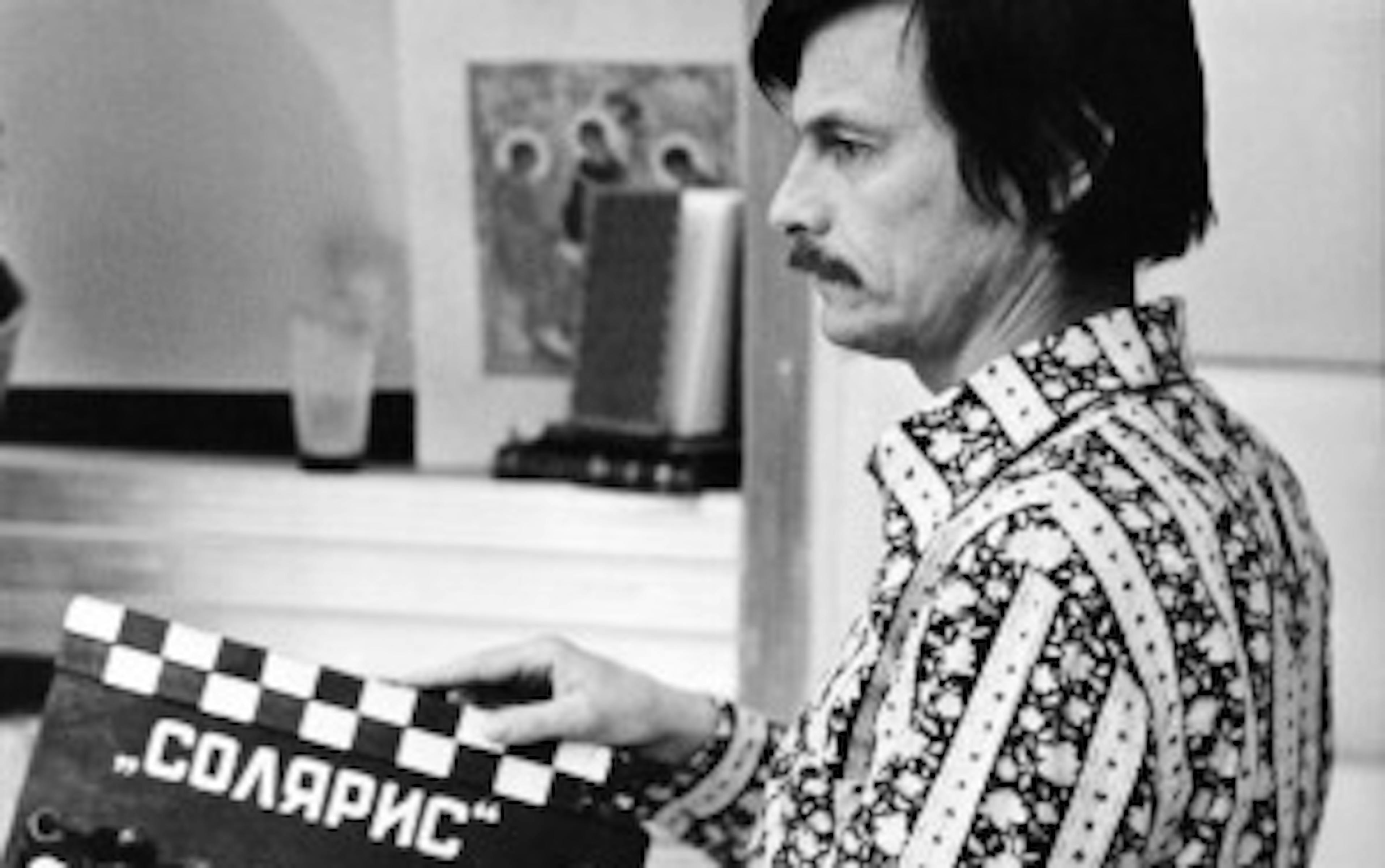 La grâce du cinéma de Tarkovski résumée en vidéo pour la rétro à la Cinémathèque 1 mtfmzty3yjmtogq0os00oda3lwflzgitotrjzmi0mdm3yza3 tarkovski 2 1