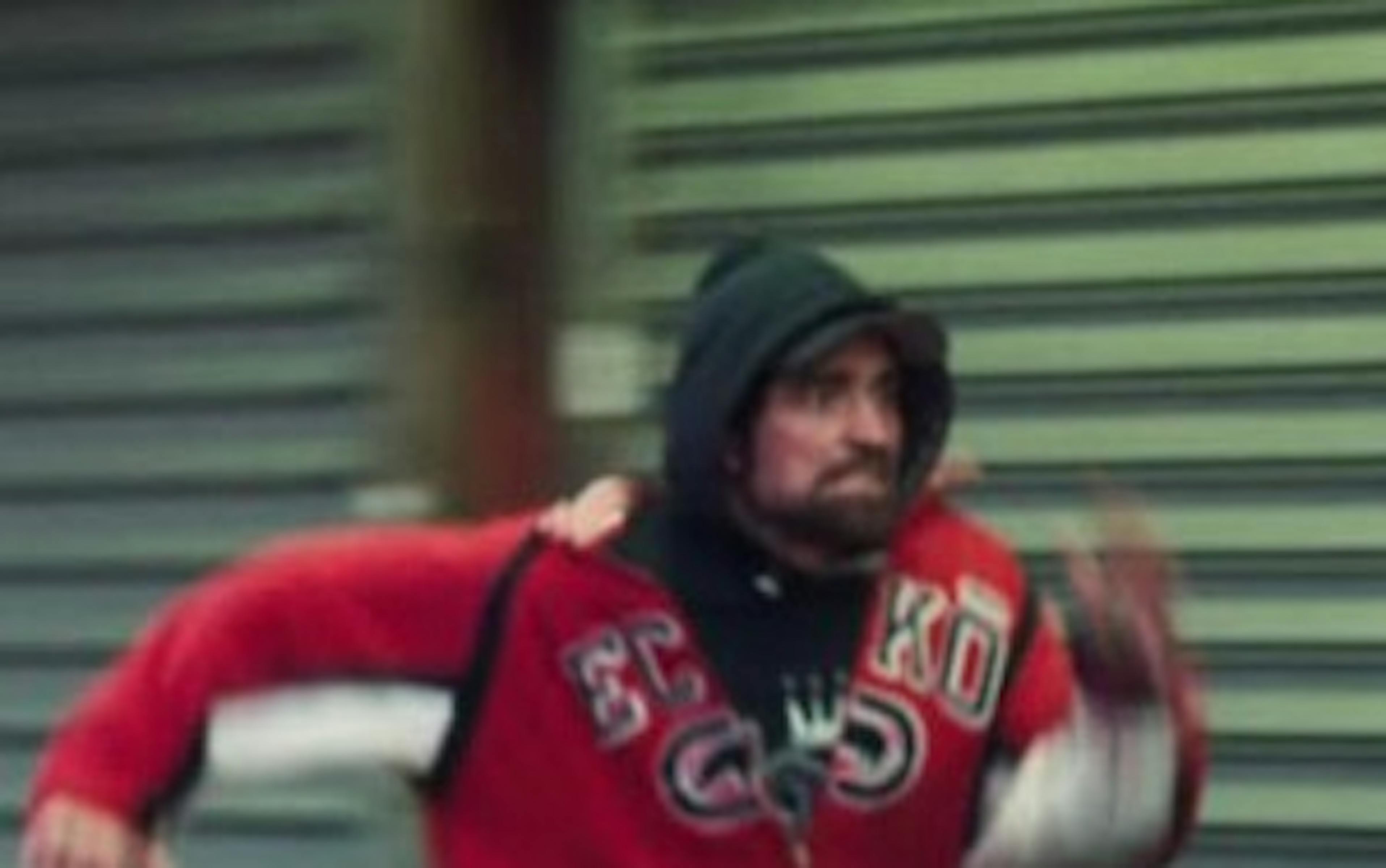 Cannes 2017 : Un homme en fuite dans le tout nouveau trailer de « Good Time » des frères Safdie 1 mtq3owe5yzktm2rjmy00ztu0lwexztqtnjljmdhimgyyzwy4 good time 2