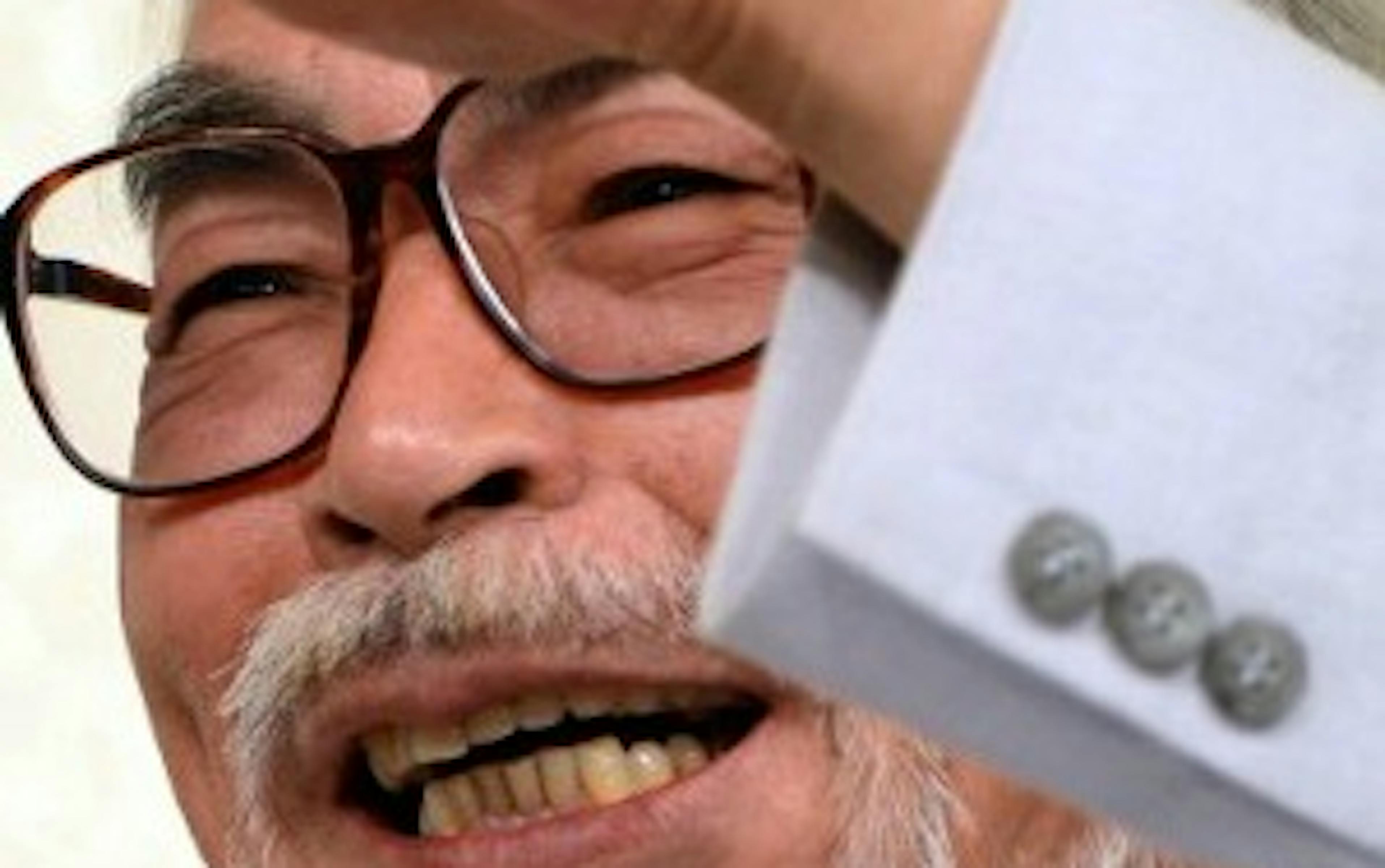La retraite de Hayao Miyazaki prend vraiment fin 1 ndq0yzy1otytmtrjys00ntzjltkyzjmtnjfmzgq0mzrhotjm hayao miyazaki 2