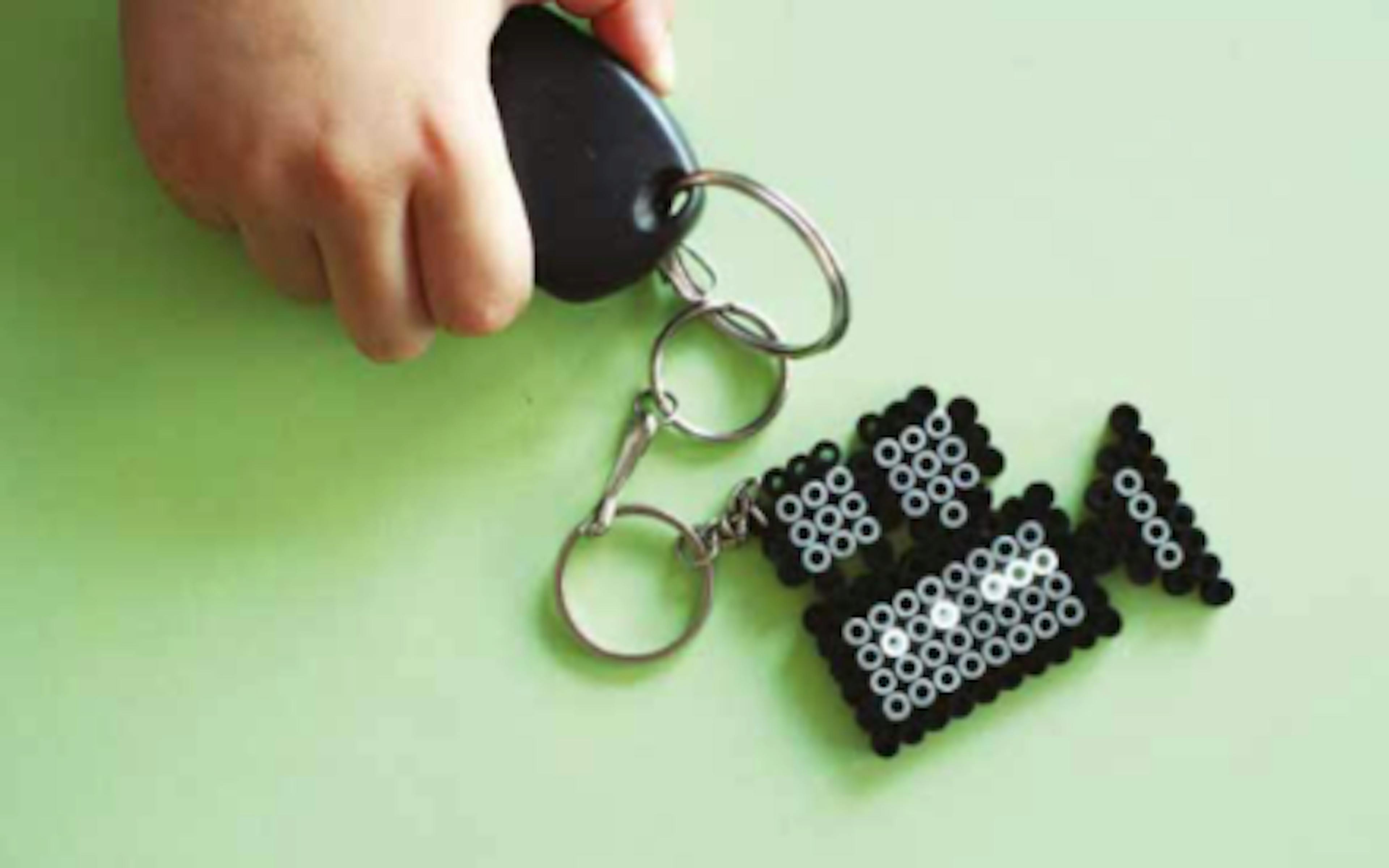 KIDS ONLY #2 : La fabrique des porte-clés caméra 1 ngy4owmwmtktyty5zi00zmy3ltg0mgutnmi4zdqwnwi1mdvl gooooose