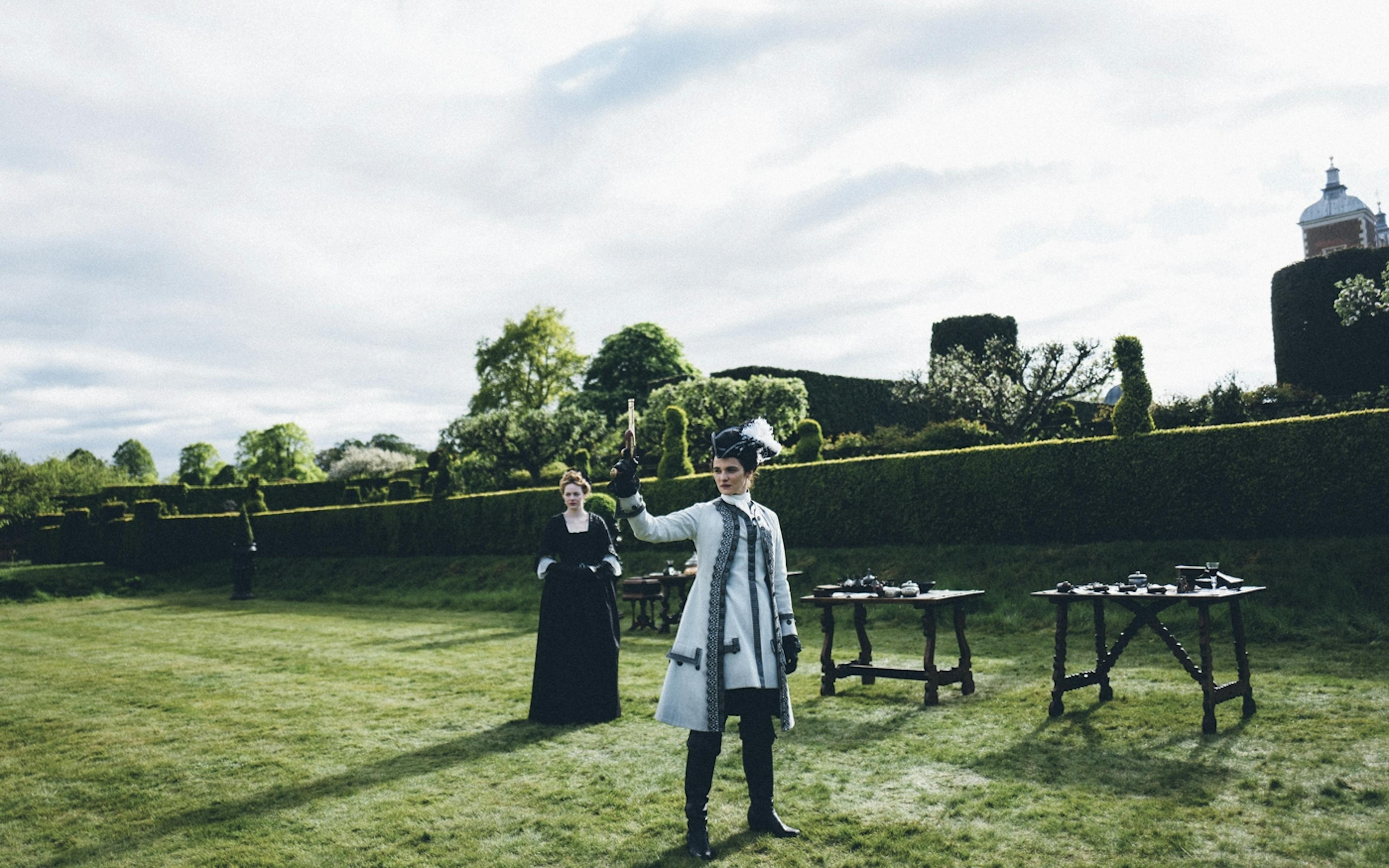 Trois images pour comprendre les influences de « The Favourite » 1 njhmowzlodatmgexmy00mtcwltllogmtmmzmndvhmzhhyznm la favc 1