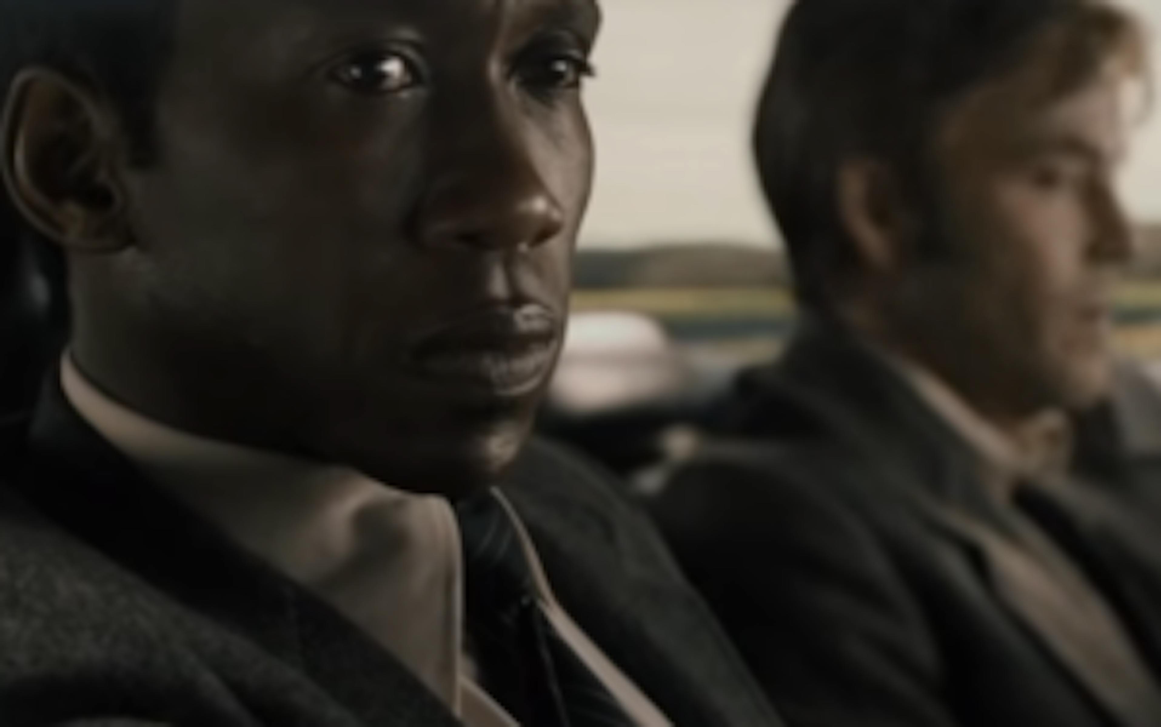 True Detective : la saison 3 se dévoile dans un trailer glaçant 1 nmexzdgwyjgtzjeyns00mtmyltg1ztmtmtlizdy5zjy0nwiz true detective une