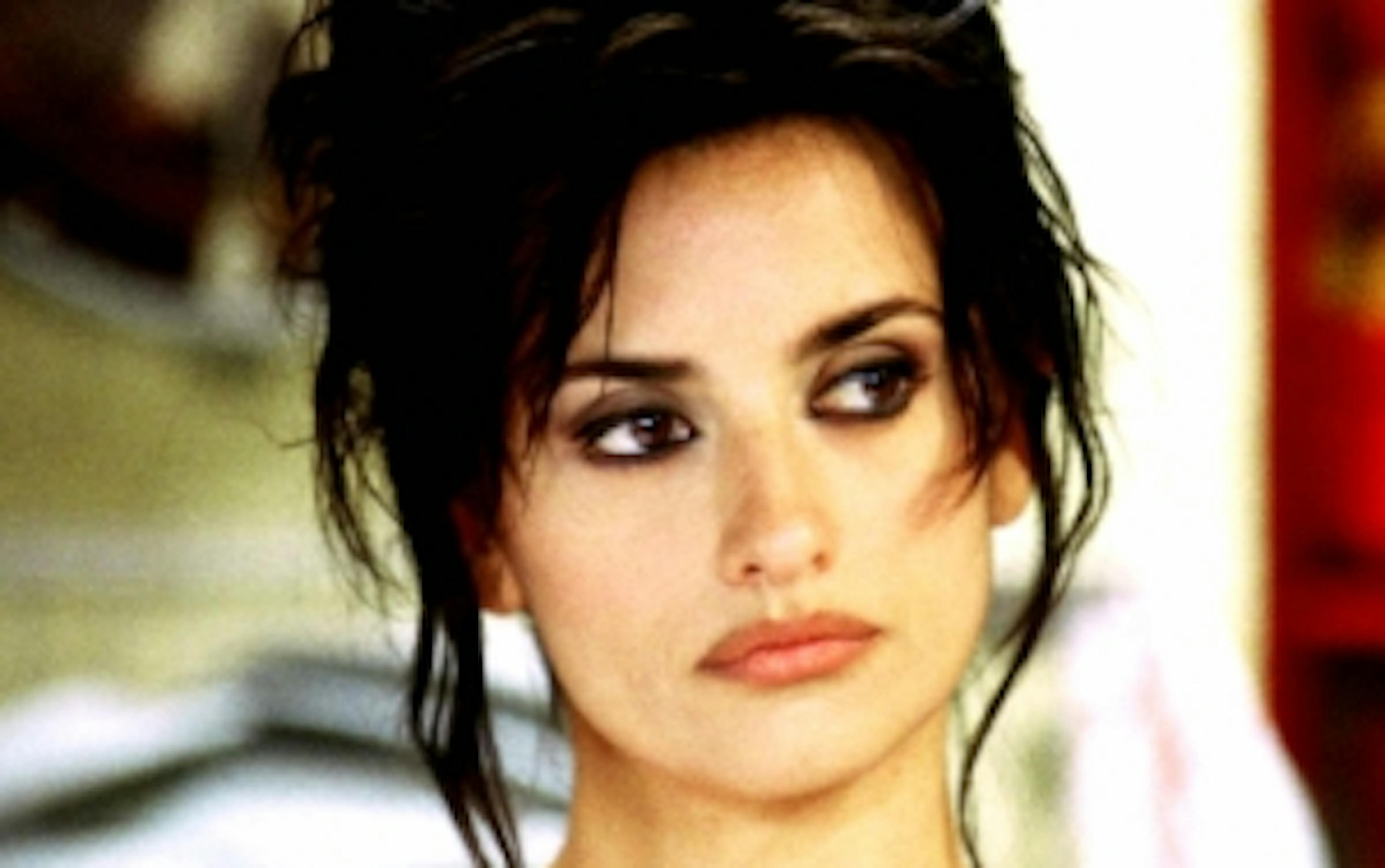 Chouette : Penelope Cruz va recevoir un César d’honneur 1 nmzlywu4mzatnmnhms00ndgyltg5yzatzdjinwyzztezytuw volveeeer une
