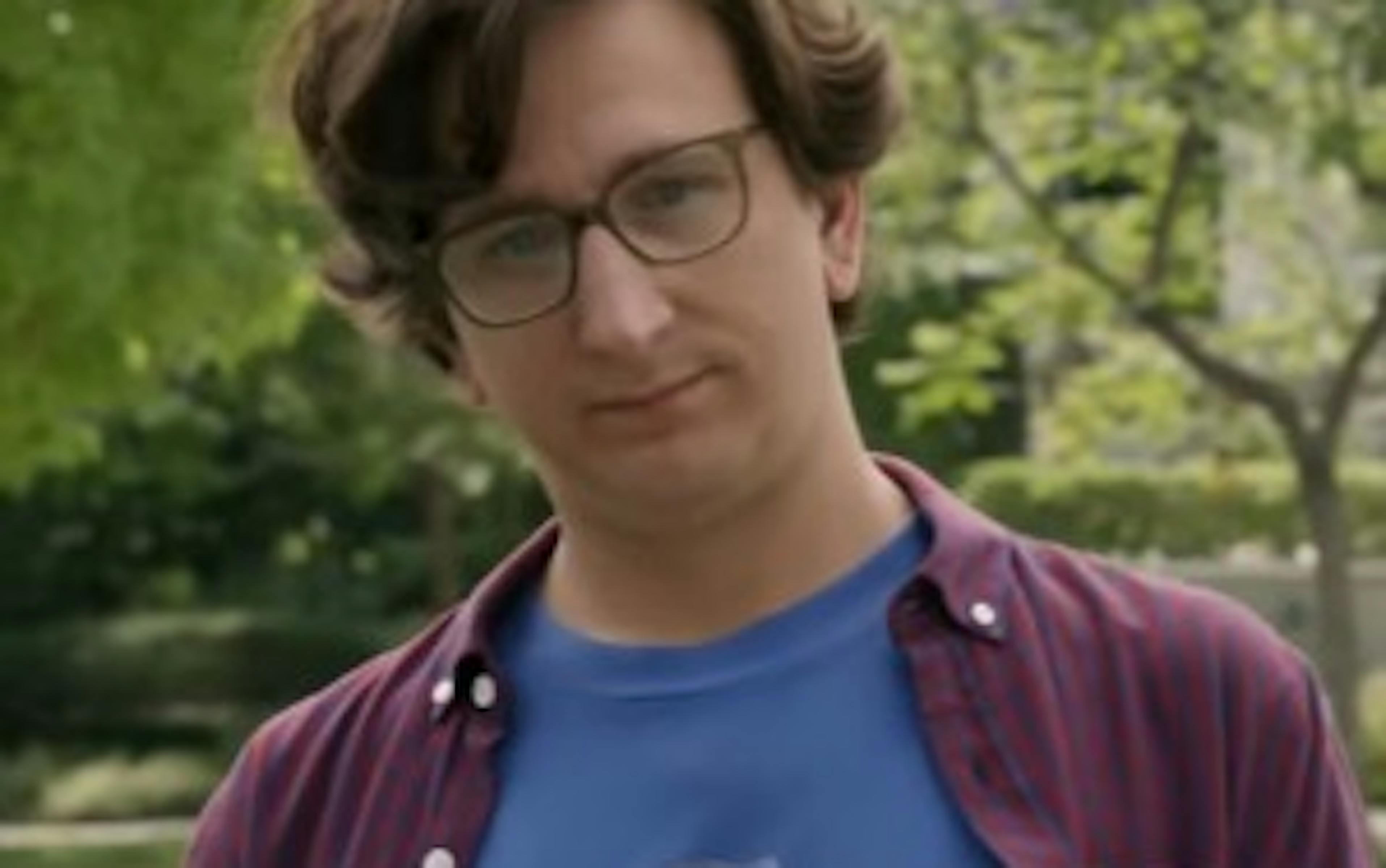 Une première bande annonce pour la deuxième saison de Love 1 nwiwntlhmdutotg1my00ntyzltgyzwqtyte5mguwztcymdgw unecapture 5