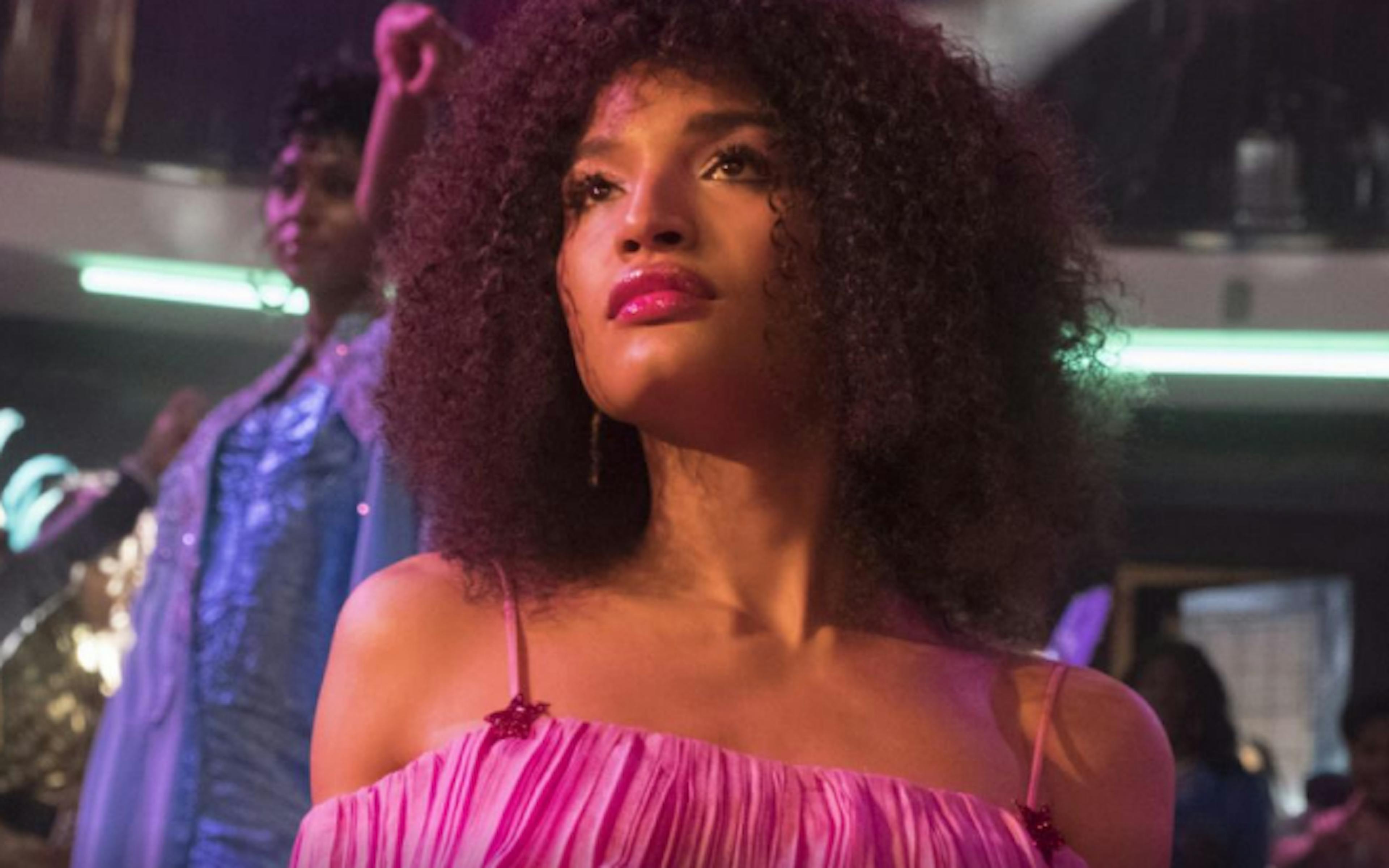 « Pose »: la série de Ryan Murphy reviendra pour une saison 3 1 nza2owyzy2utmwfhoc00njmwltlhyjityzkxztjhmje3mjqw pose bon