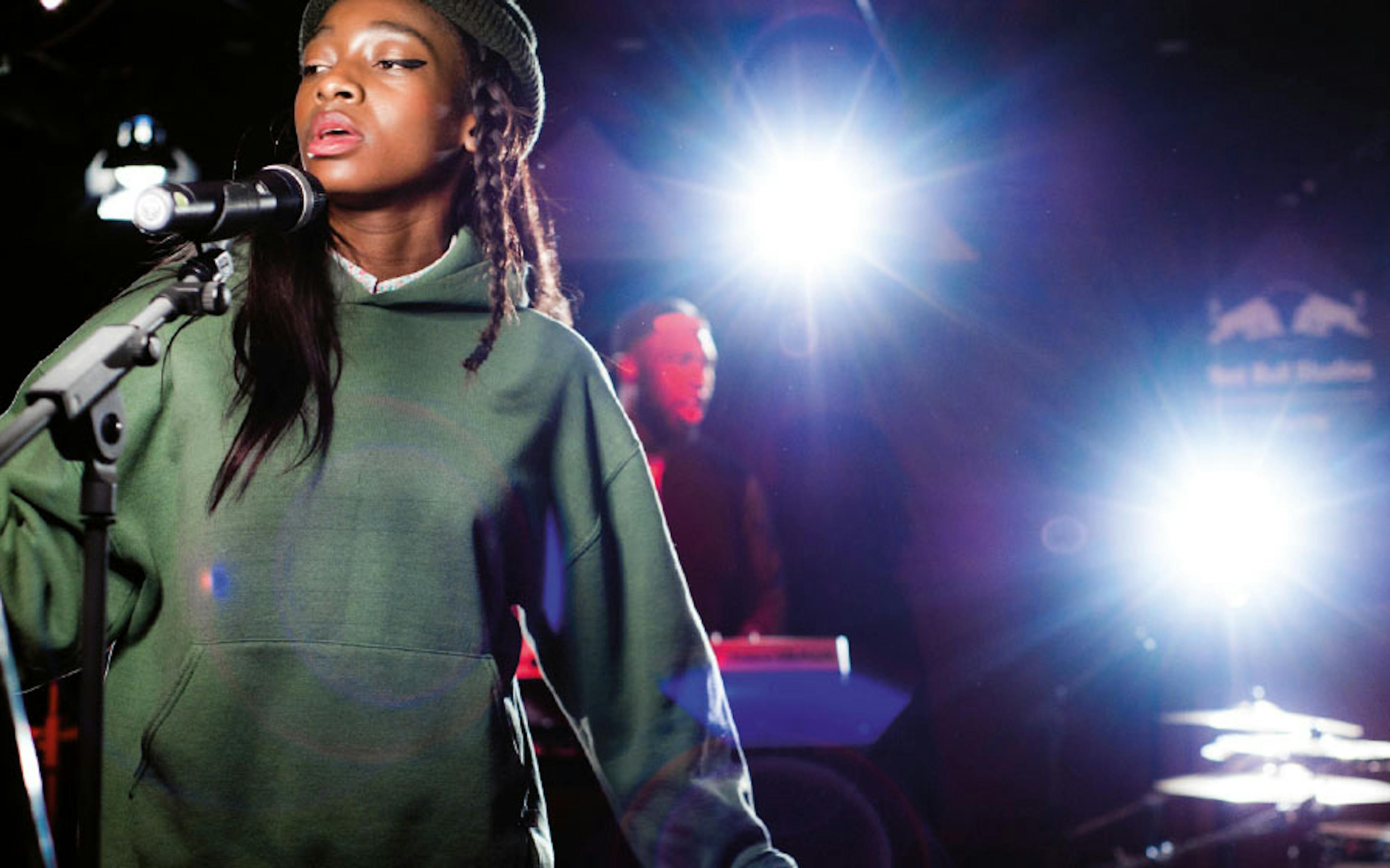 Little Simz, rap de caractère 1 nzaymdbjzdetngq1oc00ntdmlwi4mdytyjmwyzcynzazmjji little