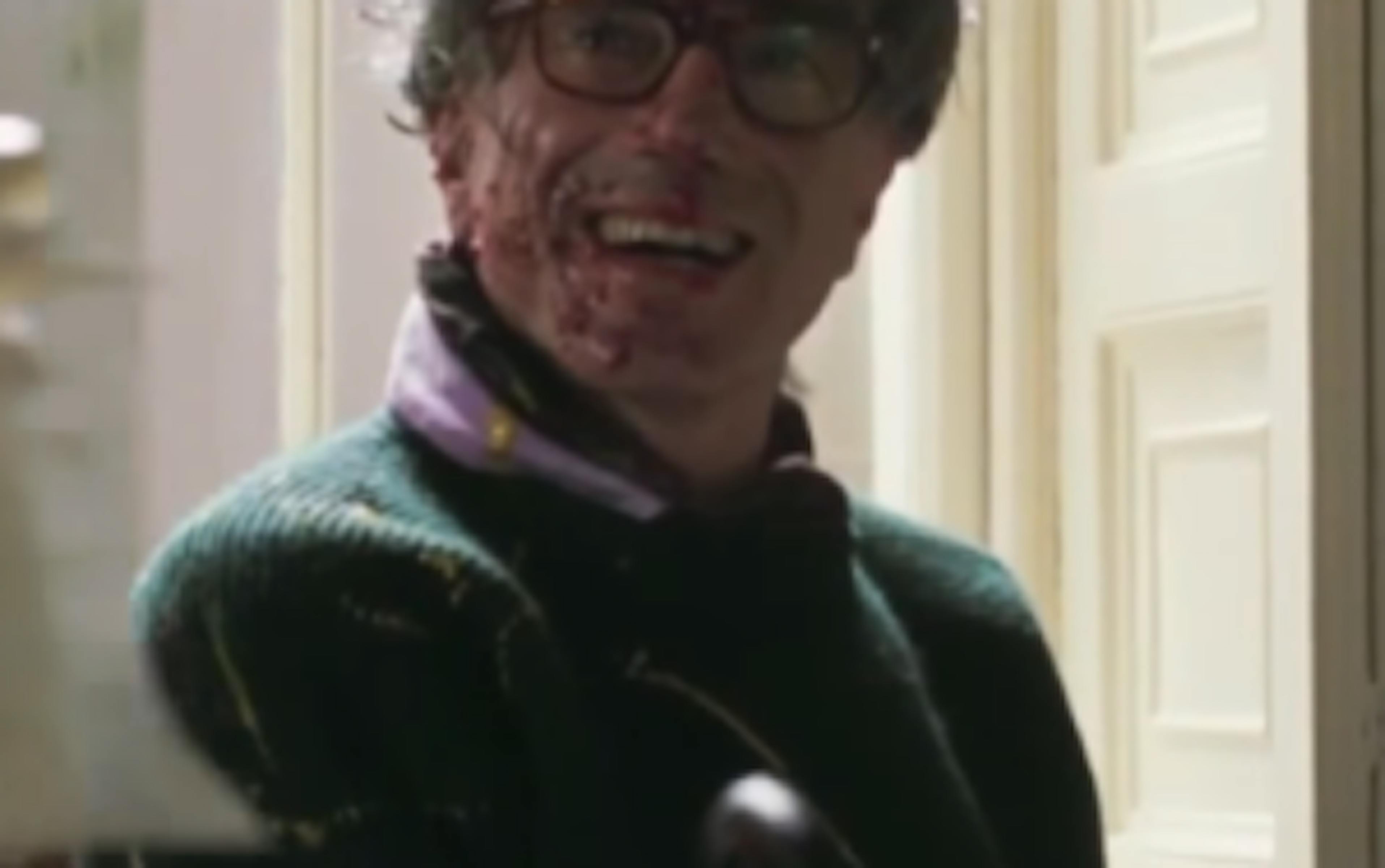 Vidéo du jour : une scène de bataille de nourriture coupée au montage dans Phantom Thread 1 nzg1ztjhngitntczyi00njlilwi4mjqtogu3ztcwyzu3ntnh phantom une