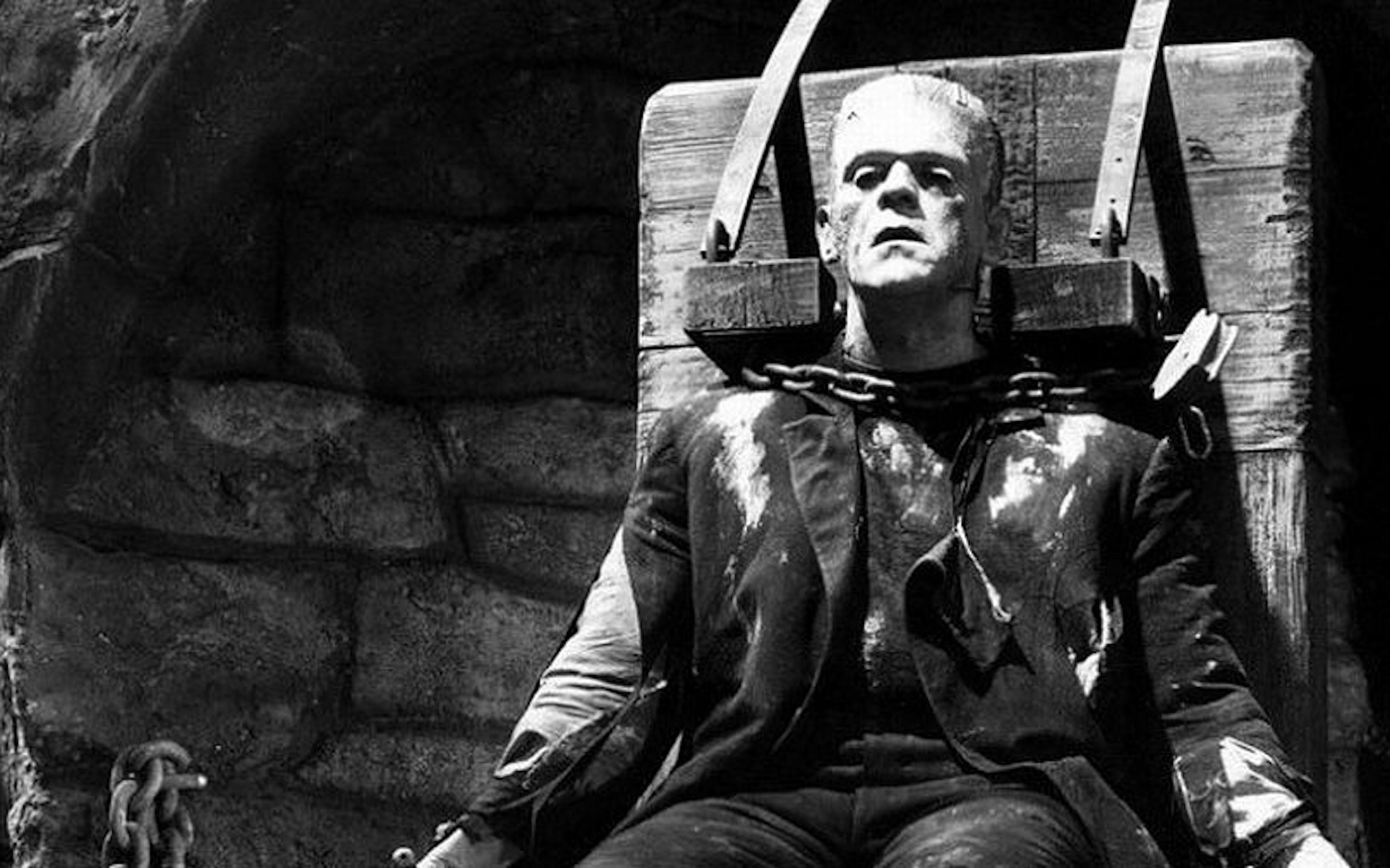 Paul Feig planche sur le scénario du film de monstres « The Dark Army » 1 yzflzgjkzwitnzcznc00zgm4ltk2ndetzgviodu2zjeyodqz frankenstein photo boris karloff 1044349 large