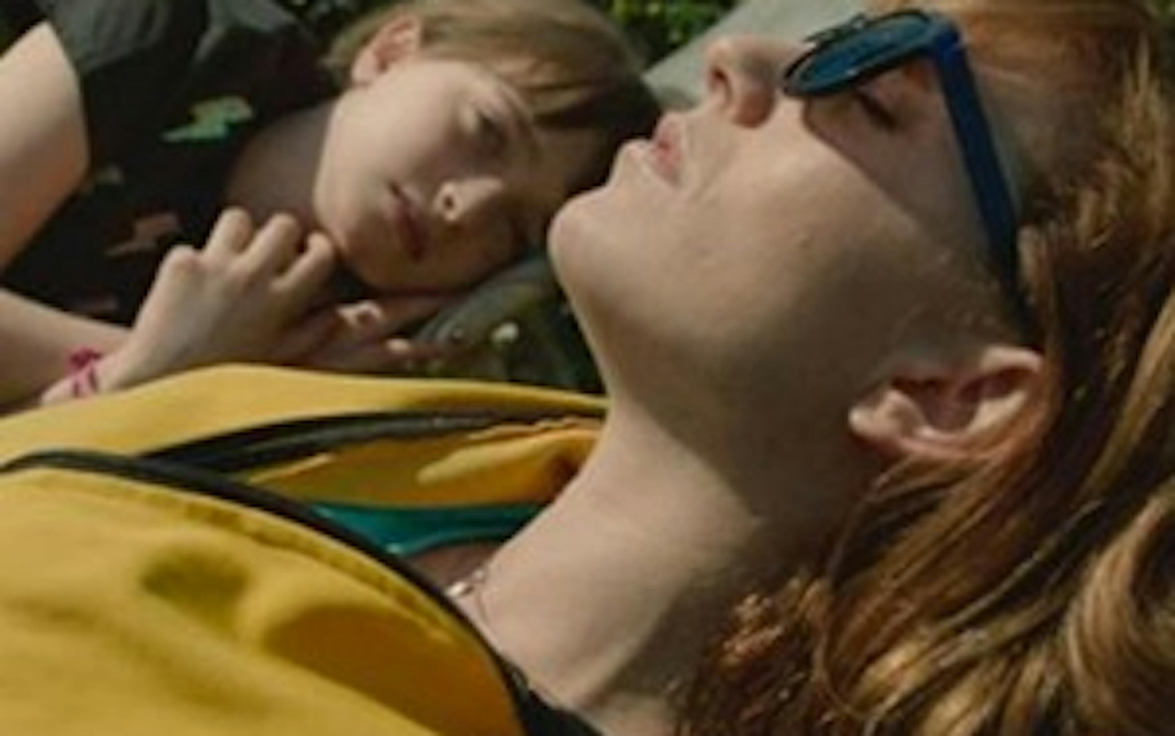 À voir : La bande-annonce de Barrage avec Isabelle Huppert et Lolita Chammah 1 zgyyy2flmzmtote2ms00ndqwltkyytgtntixmmm5owqyytu1 barrage 2