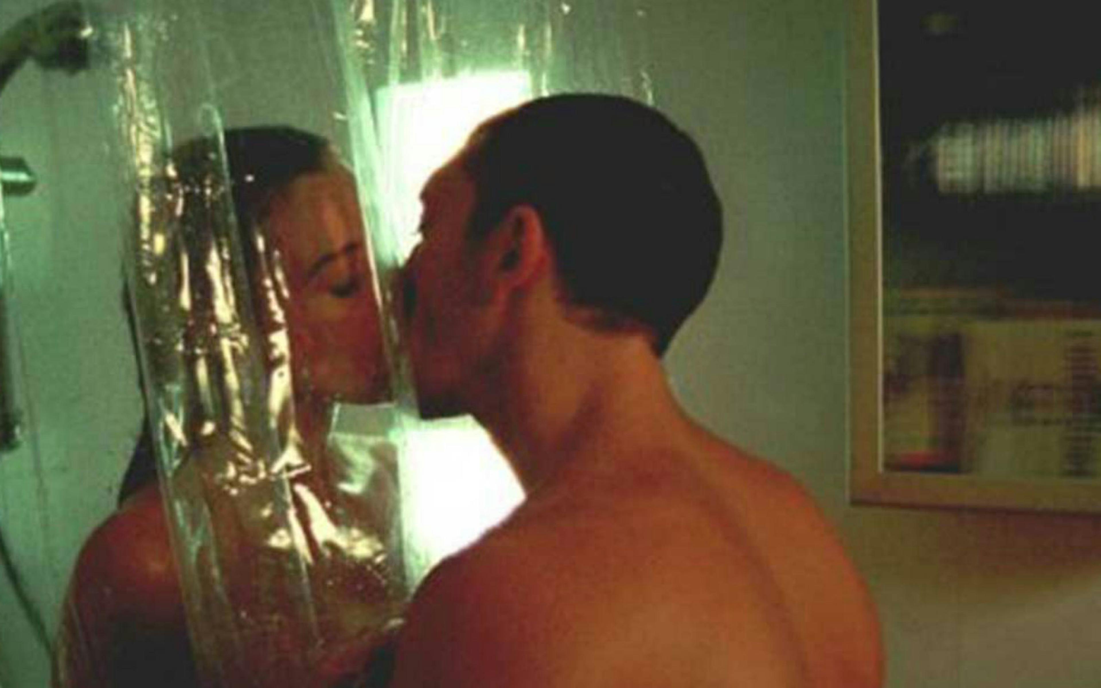 Un nouveau montage chronologique pour « Irréversible » de Gaspar Noé 1 ztfmztmzn2qtmmm4zs00njixlwi1ngitmzgynjm4ymy5mdzm ire bon 1