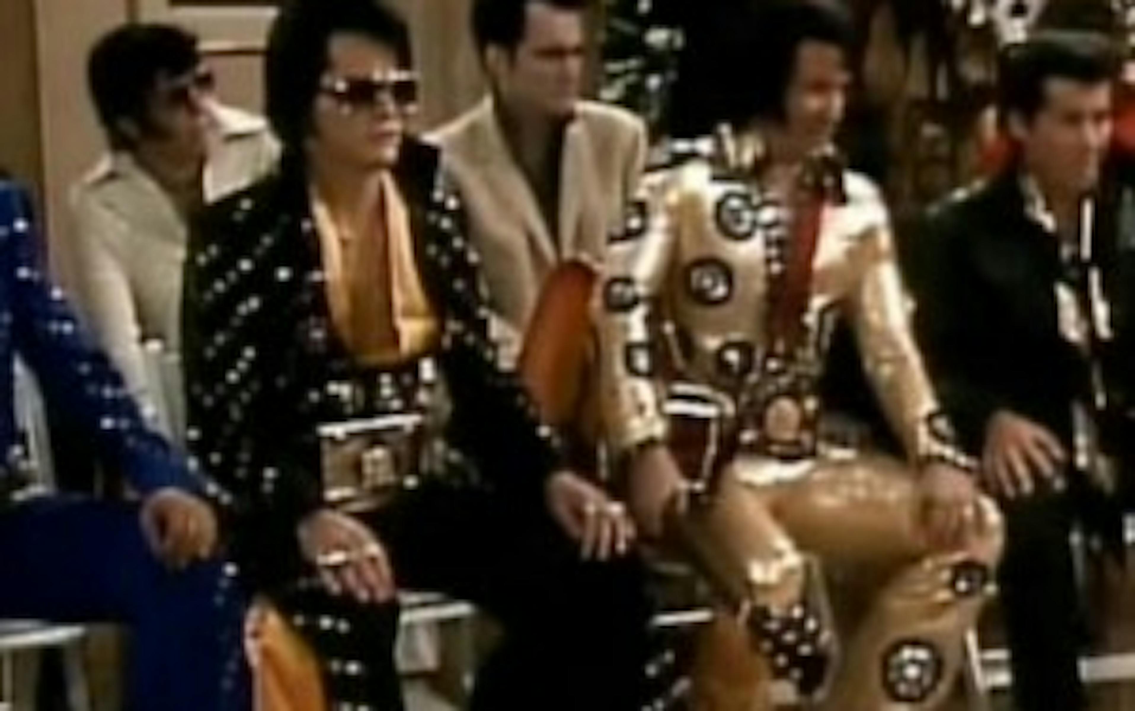 Quand Quentin Tarantino jouait le sosie d’Elvis dans « The Golden Girls » 1 ztk4odu4mwutodhiys00yjzlltljntktndbjnjc1ywq2m2jh tarantino 2