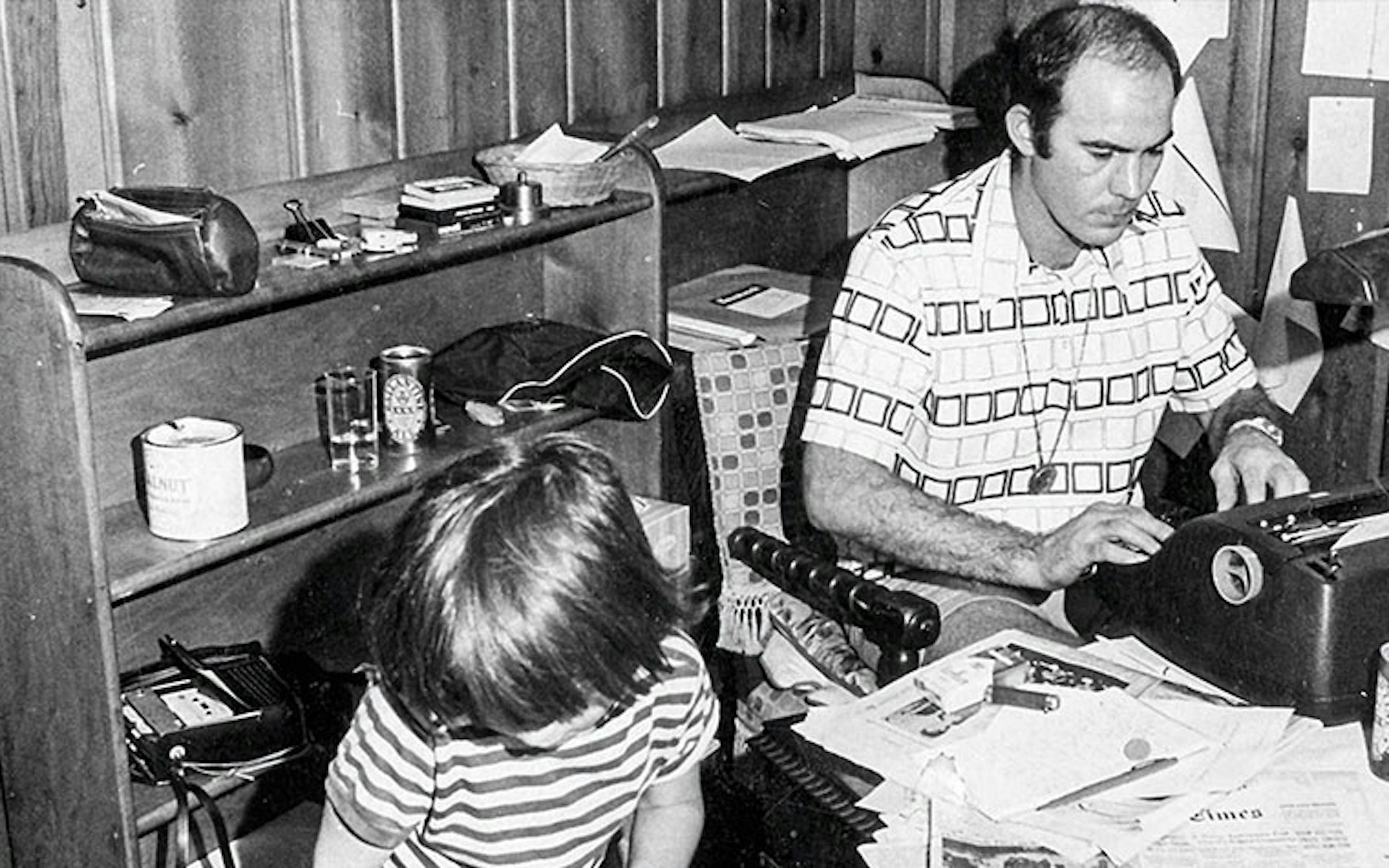 Hunter S. Thompson raconté par son fils 1 ztqzmgi0mzatngiznc00ndrilwjiztatmjjkmji1zgywyzk1 hunterr