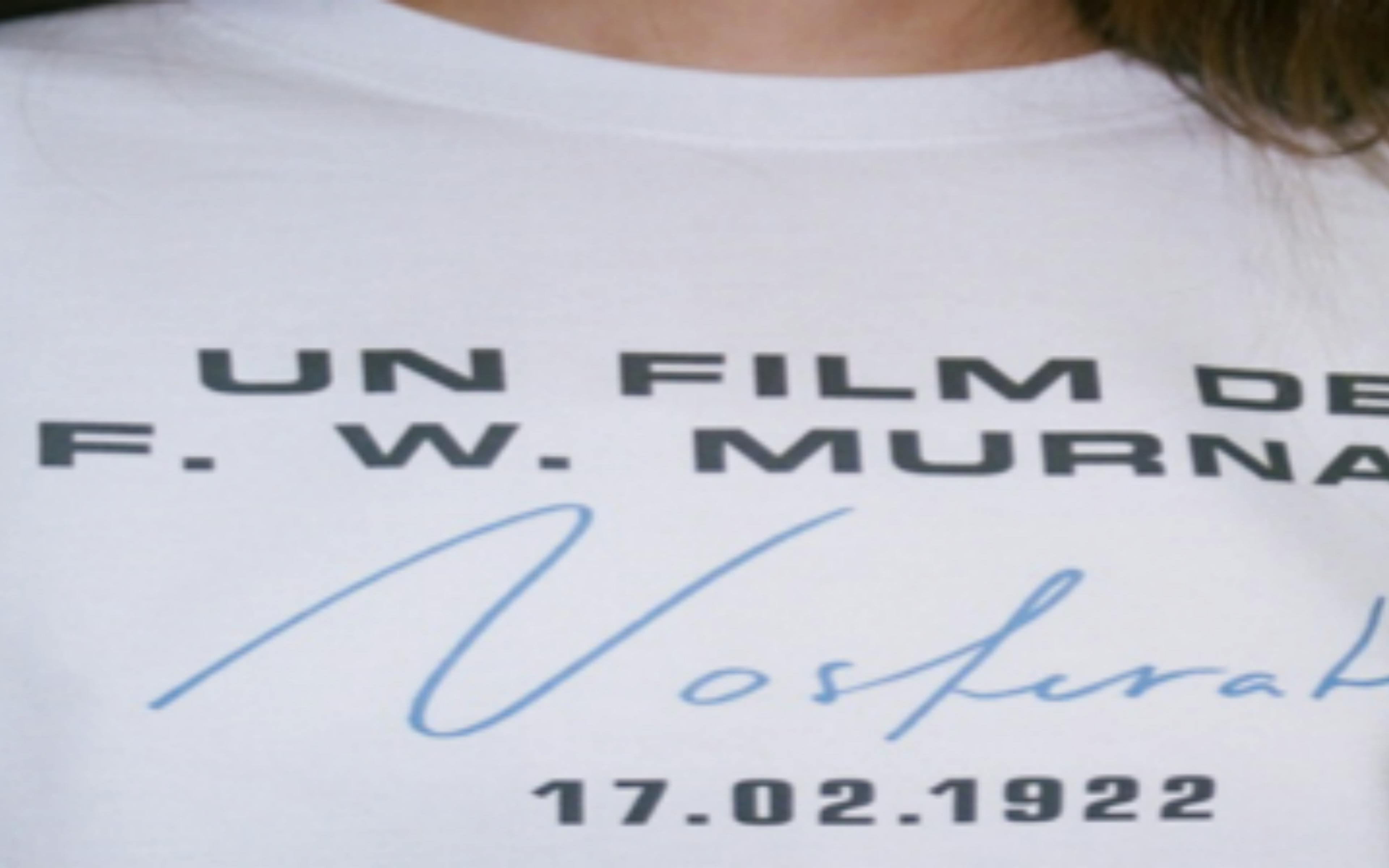 Un tee-shirt « Nosferatu » 1 zwrkyjy1ogitngmxnc00mjk0ltgzywqtmjuynji0zmy1mmrm tshirt bon
