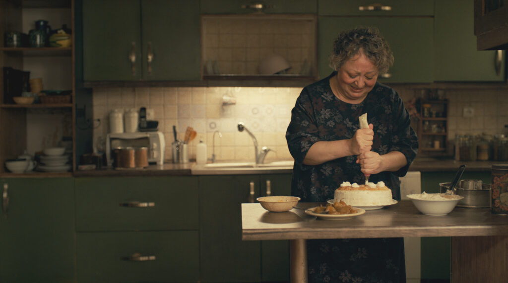 "Mon gâteau préféré" de Maryam Moghaddam et Behtash Sanaeeha : une romcom politique 1 Mon gâteau préféré