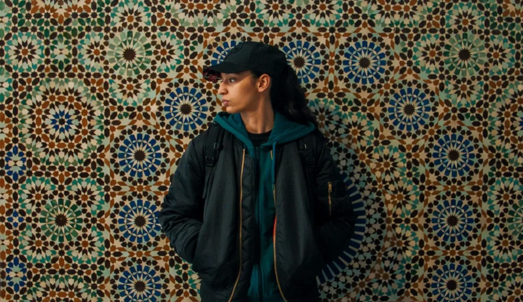 CANNES 2025 · Hafsia Herzi : « Je préfère filmer des beaux baisers qu'une scène de sexe simulée qu'on a vu cinquante fois. » 2 1aff6df6313a4a0d79ef0bcaf4cb7601