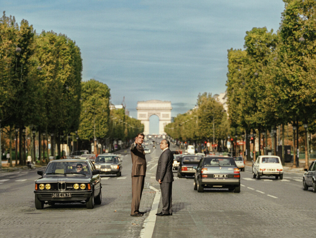 Stéphane Demoustier : « Il n’y a eu aucun fétichisme dans la démarche, mais la volonté de retrouver l’esprit des années Mitterrand » 1 linconnu de la grande arche 2