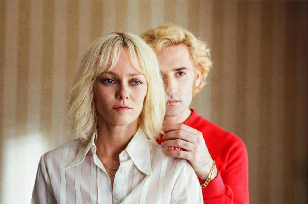 Vanessa Paradis retrouve Yann Gonzalez pour "J’oublierai ton nom" 2 Vanessa Paradis