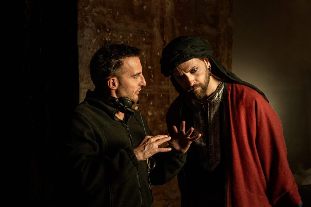 Alejandro Amenábar: « Je déteste les films qui se disent plus profonds qu’ils ne le sont réellement » 1 alejandro amenabar rodaje el cautivo mg 9891 1920x1280 1