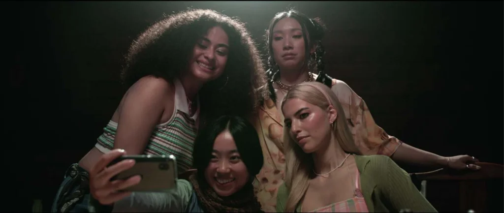 NOUVELLE STAR · Sasha Rainbow (« Grafted ») : « Le gore, c’est une expérience féminine » 2 grafted