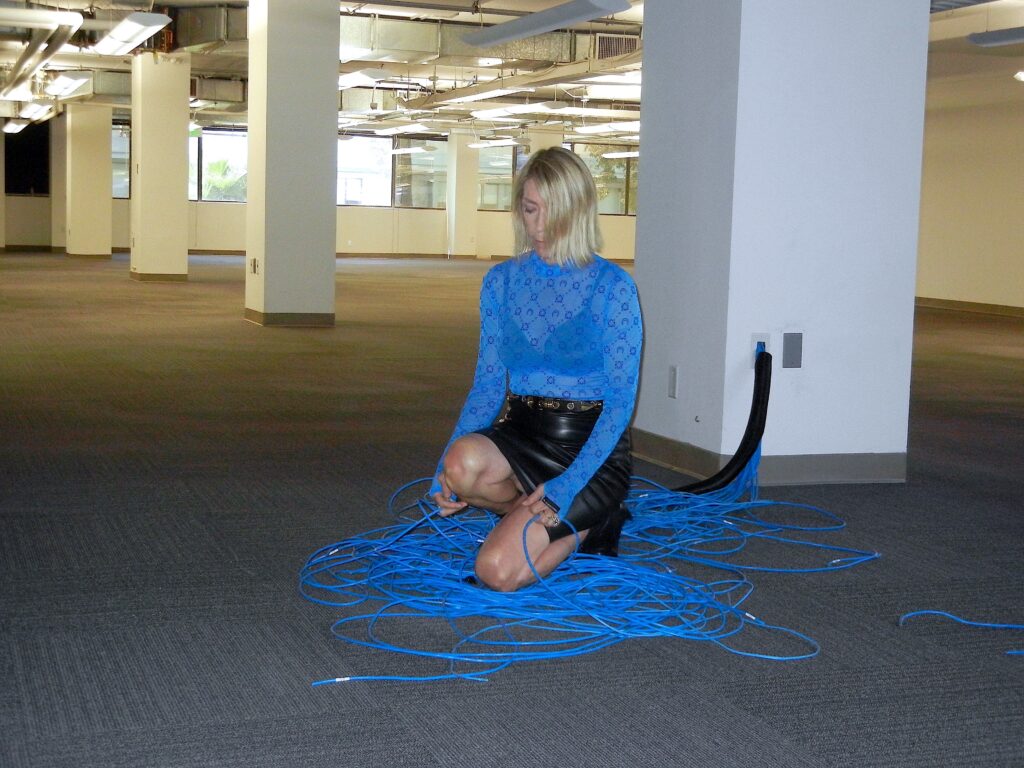 02 DIRTY TECH credit Moni Haworth