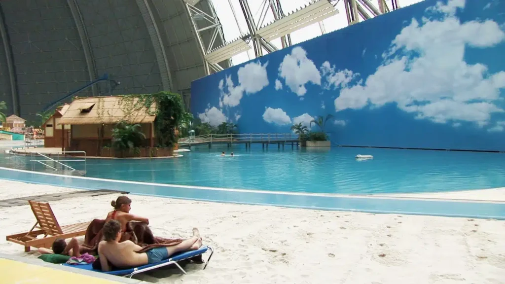 Rétrospective Marie Voignier au Jeu de Paume : l'au-delà du réel 1 HINTERLAND © Marie Voignier