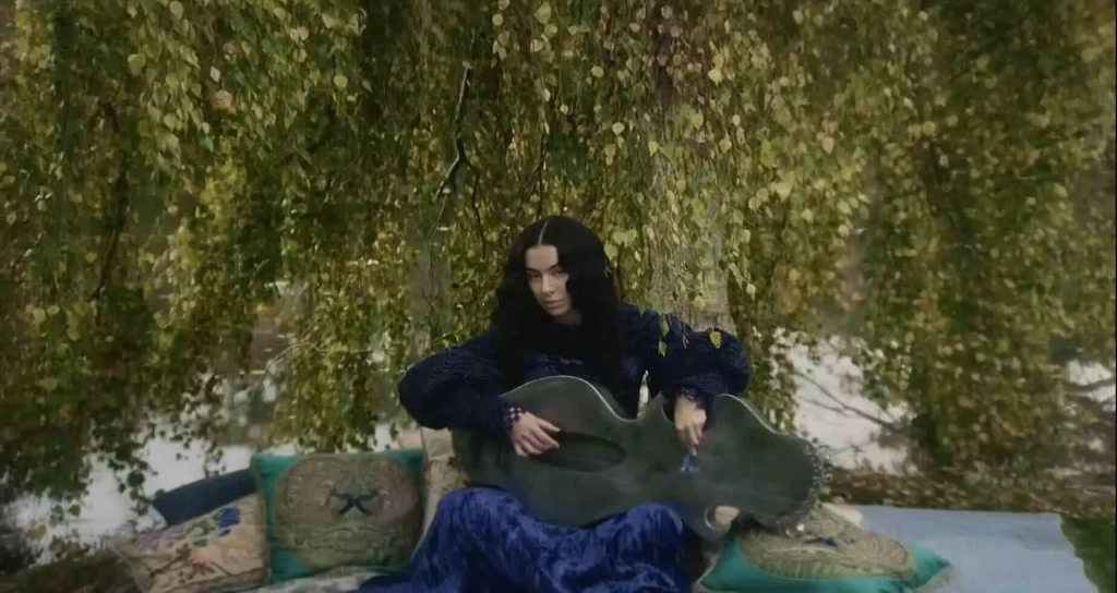 Είναι ο Charli XCX ο νέος σταρ του κινηματογράφου;