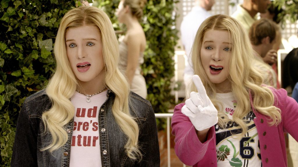 « Scary Movie » revient : reboot de trop ou satire encore efficace ? 3 fbi fausses blondes infiltrees